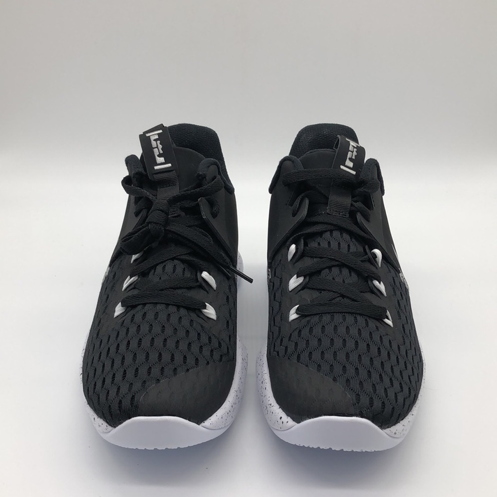 Lebron Witness Black/White (CQ9380-001) new without box - Picture 3 of 5